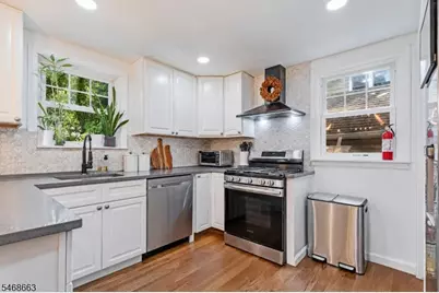 90 Woodland Rd, Bloomfield, NJ 07003 - Photo 5