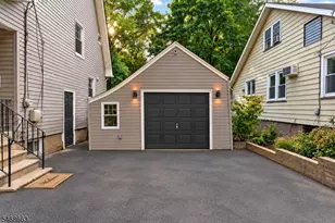 90 Woodland Rd, Bloomfield, NJ 07003 - Photo 15