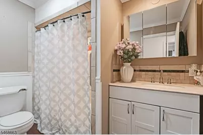 90 Woodland Rd, Bloomfield, NJ 07003 - Photo 11