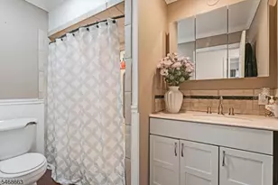 90 Woodland Rd, Bloomfield, NJ 07003 - Photo 11