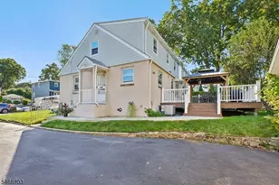 47 Freeman Pl, Nutley, NJ 07110 - Photo 39