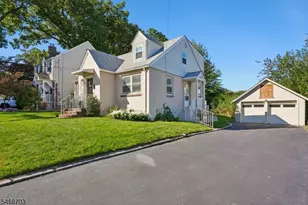 47 Freeman Pl, Nutley, NJ 07110 - Photo 37