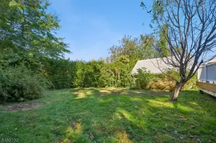 47 Freeman Pl, Nutley, NJ 07110 - Photo 35