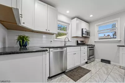 47 Freeman Pl, Nutley, NJ 07110 - Photo 11