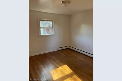 15 Stanchak Ct, Clifton, NJ 07014 - Photo 9