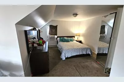 647 E 28th St, Paterson, NJ 07504 - Photo 21