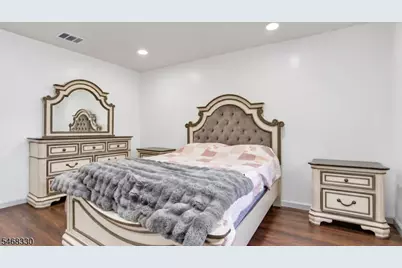 6 E 2nd St, Woodbridge Township, NJ 07064 - Photo 19
