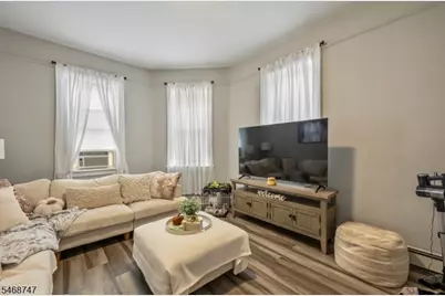 84 Westervelt Pl, Lodi, NJ 07644 - Photo 3