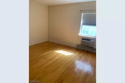 180 High St #4, Nutley, NJ 07110 - Photo 5
