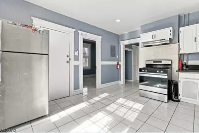 12 Bock Ave, Newark, NJ 07112 - Photo 3
