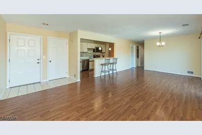 50-53 W Lindsley Road #53, Cedar Grove Twp., NJ 07009 - Photo 3