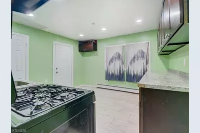 144 Steuben St, East Orange, NJ 07018 - Photo 25