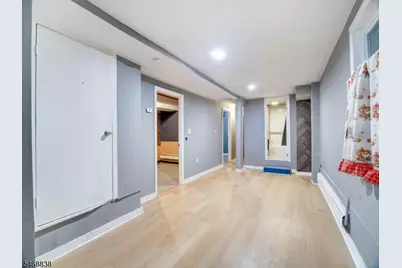 144 Steuben St, East Orange, NJ 07018 - Photo 27
