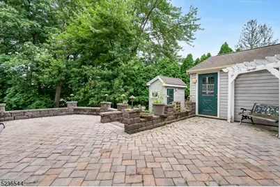 32 Clinton Ln, Wayne, NJ 07470 - Photo 21