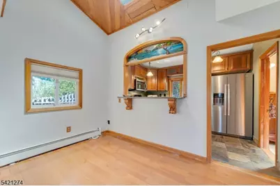 95 Wildwood Rd, Jefferson Township, NJ 07438 - Photo 9