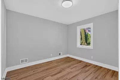 37 Washington St, Montclair, NJ 07042 - Photo 11