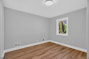 37 Washington St, Montclair, NJ 07042 - Photo 11