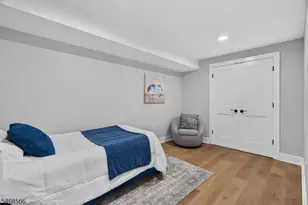 37 Washington St, Montclair, NJ 07042 - Photo 17