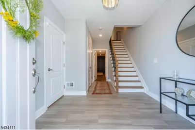 67 Halina Ln, Butler, NJ 07405 - Photo 3