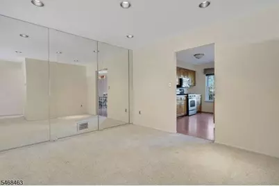 80 Freemont Ct, Franklin Township, NJ 08873 - Photo 3