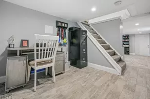 137 Ravine Ave, West Caldwell, NJ 07006 - Photo 27