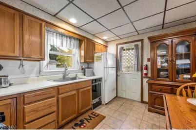 41 Wanaque Ave, Wanaque, NJ 07420 - Photo 7
