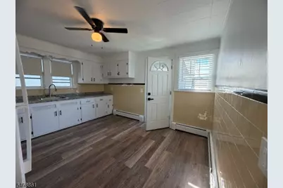 123 Hadley Ave #2, Clifton, NJ 07011 - Photo 3
