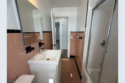 123 Hadley Ave #2, Clifton, NJ 07011 - Photo 15