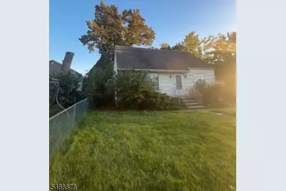 24-08 Arcadia Rd, Fair Lawn, NJ 07410 - Photo 3