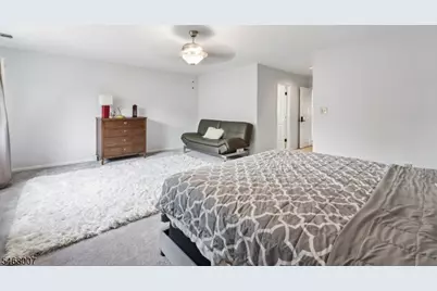 22 Bedford Ct, Madison, NJ 07940 - Photo 15