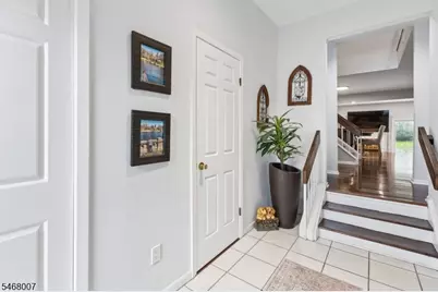 22 Bedford Ct, Madison, NJ 07940 - Photo 3