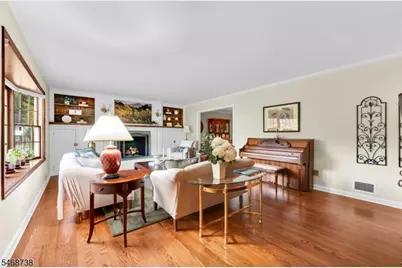 1430 Sylvan Ln, Scotch Plains Township, NJ 07076 - Photo 3