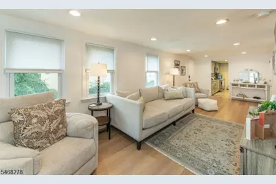 33 Mountain Ave, Hanover Township, NJ 07927 - Photo 3