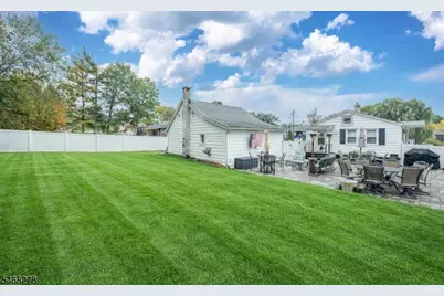 33 Mountain Ave, Hanover Township, NJ 07927 - Photo 19