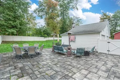 33 Mountain Ave, Hanover Township, NJ 07927 - Photo 17