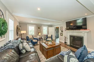 37 Wayland Dr, Verona, NJ 07044 - Photo 13