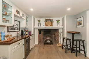 37 Wayland Dr, Verona, NJ 07044 - Photo 17