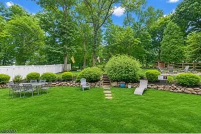37 Wayland Dr, Verona, NJ 07044 - Photo 45