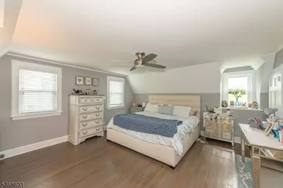 37 Wayland Dr, Verona, NJ 07044 - Photo 31