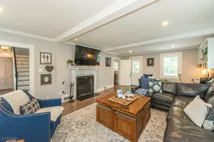 37 Wayland Dr, Verona, NJ 07044 - Photo 11