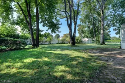 15 Jocelyn Pl, Pequannock Township, NJ 07444 - Photo 35