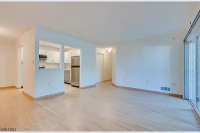 71 Rachel Ct, Franklin Township, NJ 08823 - Photo 7