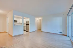 71 Rachel Ct, Franklin Township, NJ 08823 - Photo 7