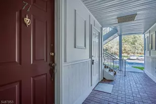 71 Rachel Ct, Franklin Township, NJ 08823 - Photo 3
