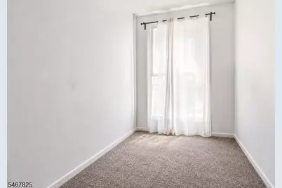 22 Storms Ave, Jersey City, NJ 07306 - Photo 15