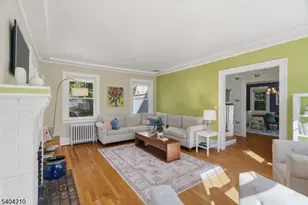 20 Braemore Rd, Montclair, NJ 07043 - Photo 3