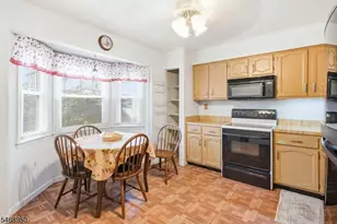 31 Astor Ct, Sayreville Boro, NJ 08872 - Photo 7