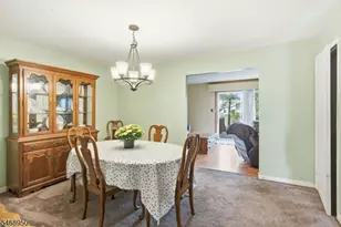 31 Astor Ct, Sayreville Boro, NJ 08872 - Photo 5