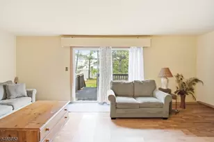 31 Astor Ct, Sayreville Boro, NJ 08872 - Photo 11