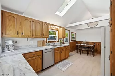 53 Lake Shore Rd E, Hardyston Township, NJ 07460 - Photo 13